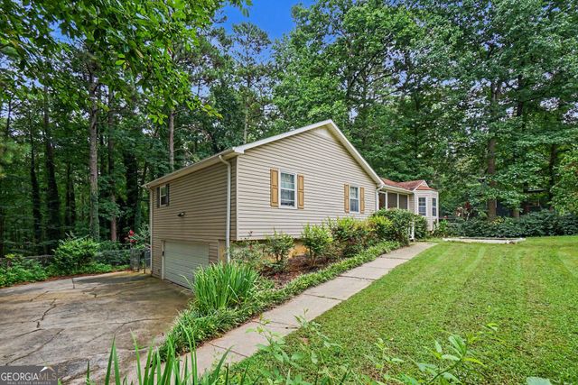 6160 Picketts Ridge NW, Acworth, GA 30101