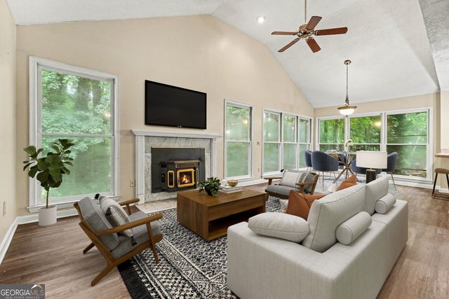 6160 Picketts Ridge NW, Acworth, GA 30101