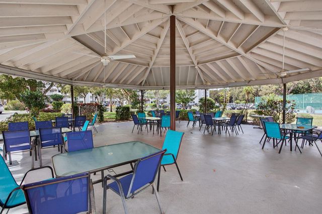 5900 NW 44th Street 115, Lauderhill, FL 33319