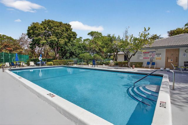 5900 NW 44th Street 115, Lauderhill, FL 33319