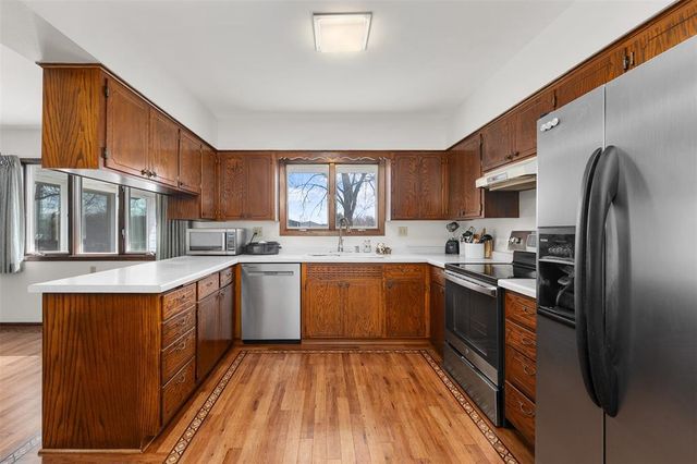 4731 Clairemont Avenue, Eau Claire, WI 54703