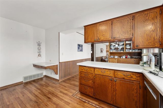 4731 Clairemont Avenue, Eau Claire, WI 54703