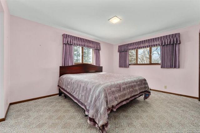 4731 Clairemont Avenue, Eau Claire, WI 54703