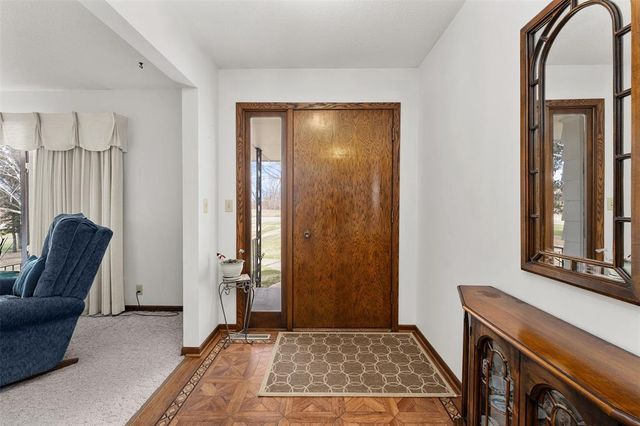 4731 Clairemont Avenue, Eau Claire, WI 54703