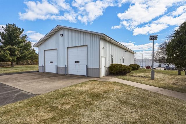 4731 Clairemont Avenue, Eau Claire, WI 54703
