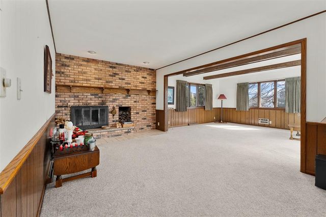 4731 Clairemont Avenue, Eau Claire, WI 54703