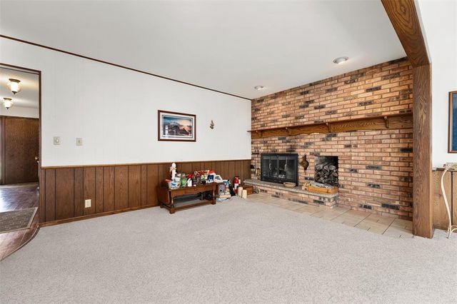 4731 Clairemont Avenue, Eau Claire, WI 54703