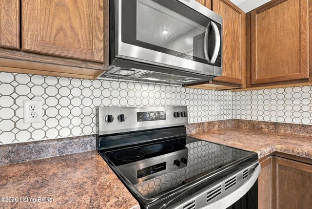 124 Gadwall Ct, Shepherdsville, KY 40165
