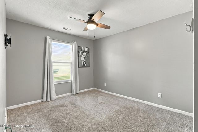124 Gadwall Ct, Shepherdsville, KY 40165