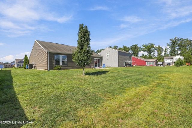 124 Gadwall Ct, Shepherdsville, KY 40165