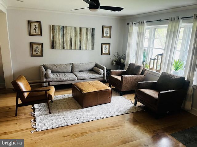 204 DORSET WAY, Chalfont, PA 18914