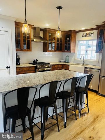204 DORSET WAY, Chalfont, PA 18914