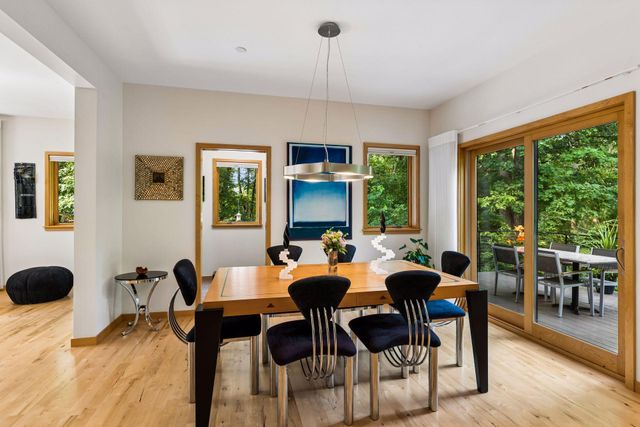 11895 Douglynn Drive, Minnetonka, MN 55343