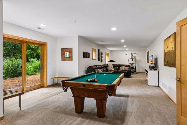 11895 Douglynn Drive, Minnetonka, MN 55343