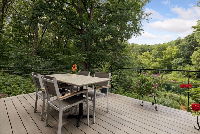 11895 Douglynn Drive, Minnetonka, MN 55343