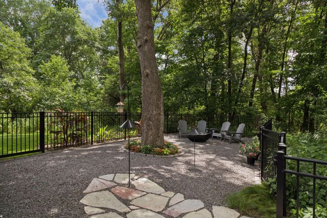 11895 Douglynn Drive, Minnetonka, MN 55343