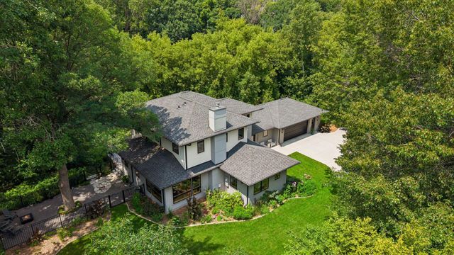 11895 Douglynn Drive, Minnetonka, MN 55343