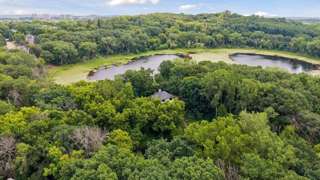11895 Douglynn Drive, Minnetonka, MN 55343