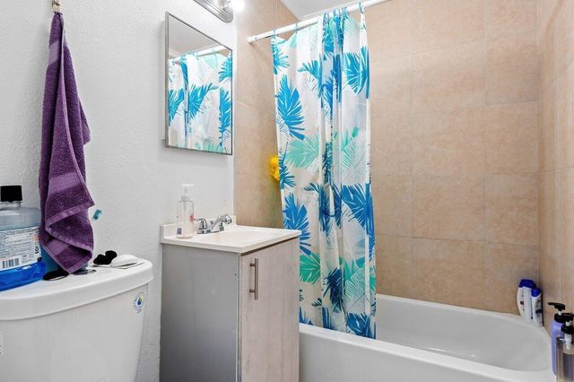 921 43rd Street, West Palm Beach, FL 33407