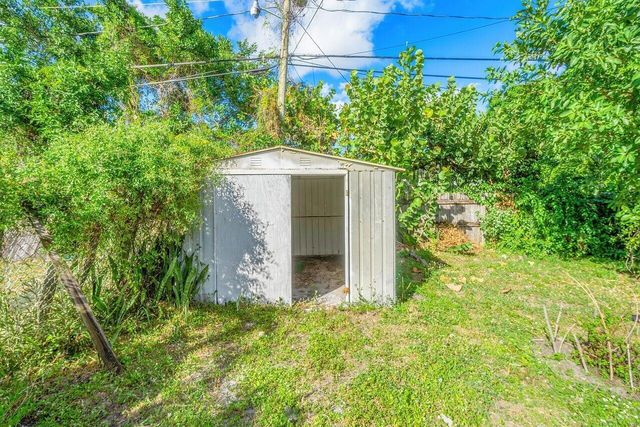 921 43rd Street, West Palm Beach, FL 33407