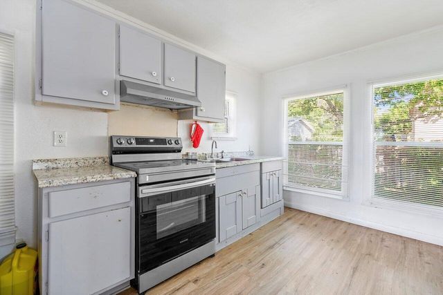 921 43rd Street, West Palm Beach, FL 33407