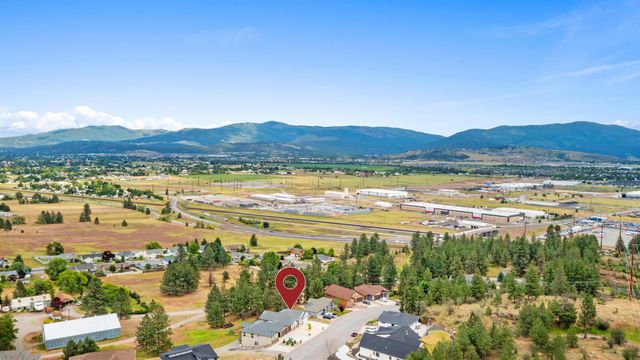 5114 N Del Rey Dr, Otis Orchards, WA 99027