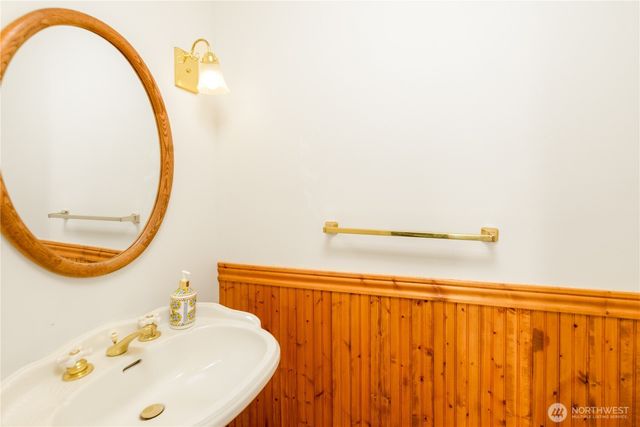 301 Mount Pleasant Estates Road, Port Angeles, WA 98362