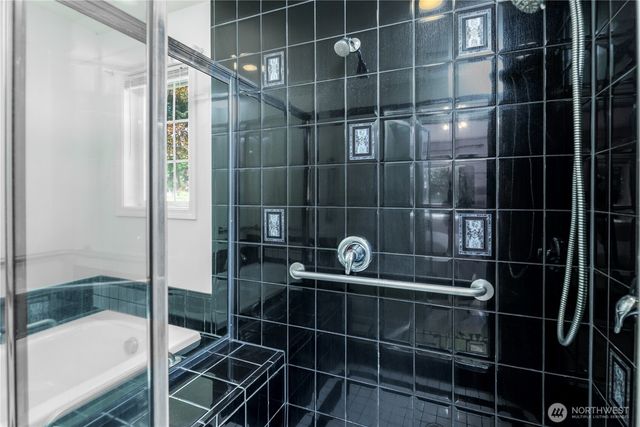 301 Mount Pleasant Estates Road, Port Angeles, WA 98362