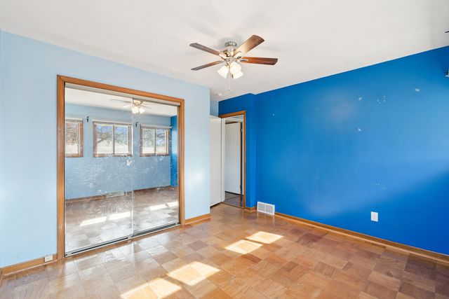 5019 34th Avenue A, Moline, IL 61265