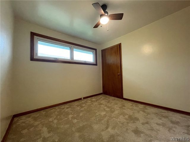 1054 Woodstock Avenue, Tonawanda, NY 14150