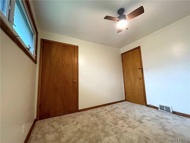 1054 Woodstock Avenue, Tonawanda, NY 14150