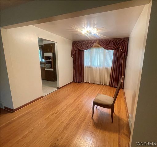 1054 Woodstock Avenue, Tonawanda, NY 14150
