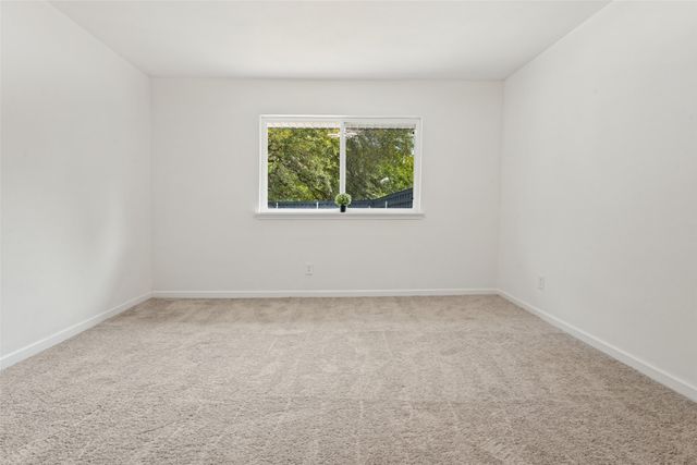 354 Brookview Drive, Garland, TX 75043