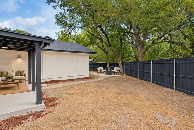 354 Brookview Drive, Garland, TX 75043