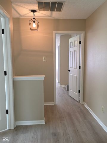 2367 Collins Way, Greenfield, IN 46140