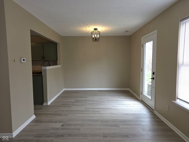 2367 Collins Way, Greenfield, IN 46140