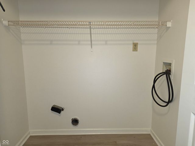 2367 Collins Way, Greenfield, IN 46140