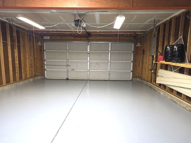 2367 Collins Way, Greenfield, IN 46140