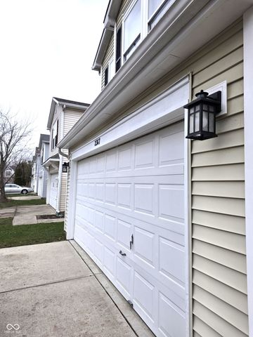 2367 Collins Way, Greenfield, IN 46140