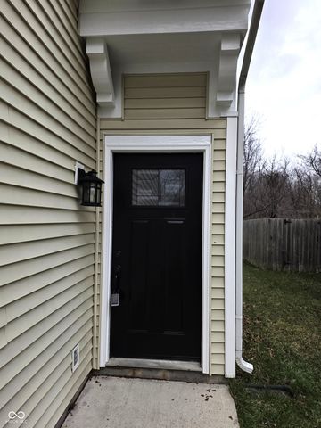 2367 Collins Way, Greenfield, IN 46140