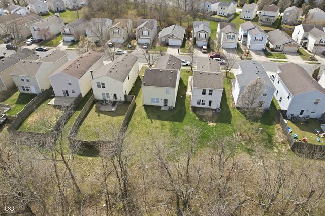 2367 Collins Way, Greenfield, IN 46140