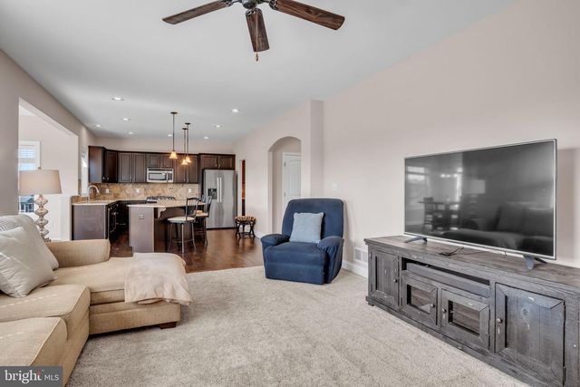 52 DANBURY DRIVE, Mechanicsburg, PA 17050