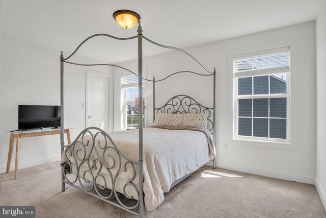 52 DANBURY DRIVE, Mechanicsburg, PA 17050