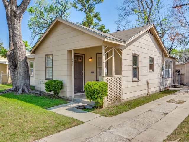 5433 Thomas Lane, River Oaks, TX 76114