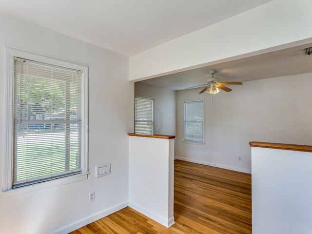 5433 Thomas Lane, River Oaks, TX 76114