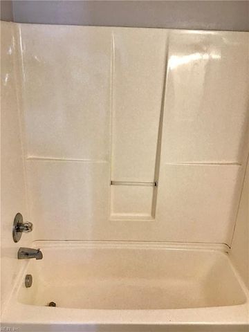 9624 7th Bay St Apt A, Norfolk, VA 23518