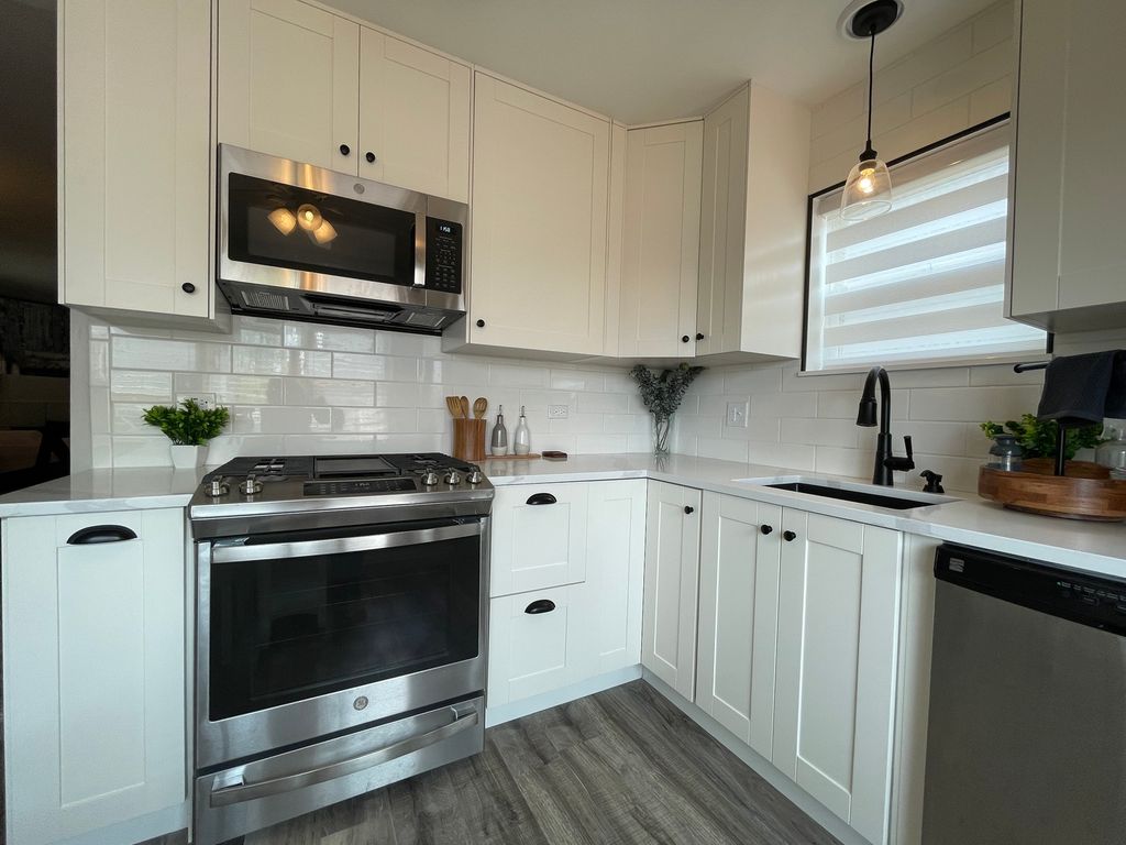 3955 W Huron Street, Chicago, IL 60624 — photo 5