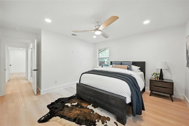 6912 Town North Drive, Dallas, TX 75231