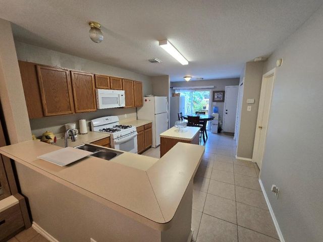 6106 Elton Knolls Street, Katy, TX 77449