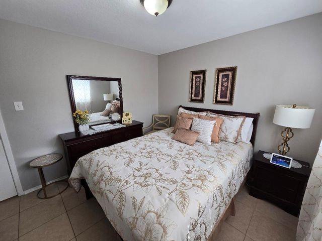 6106 Elton Knolls Street, Katy, TX 77449